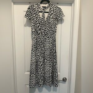 Express Tie Neck Short Sleeved Midi Dress